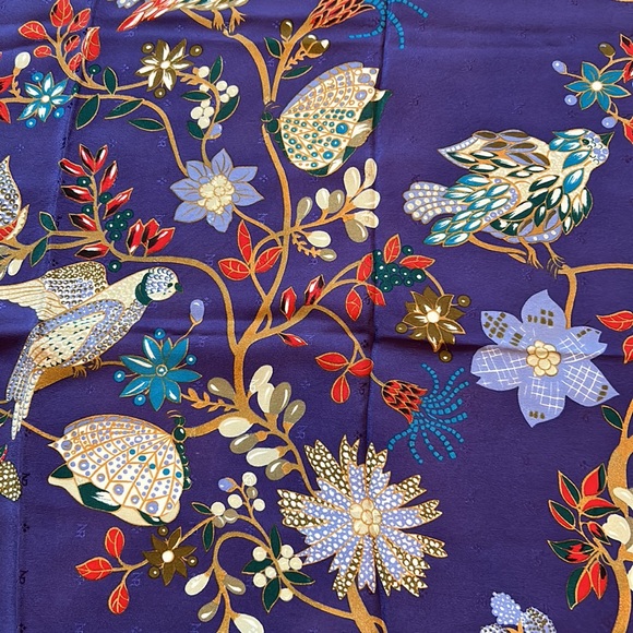 Nina Ricci Silk Scarf with Flowers and Birds - Picture 8 of 9